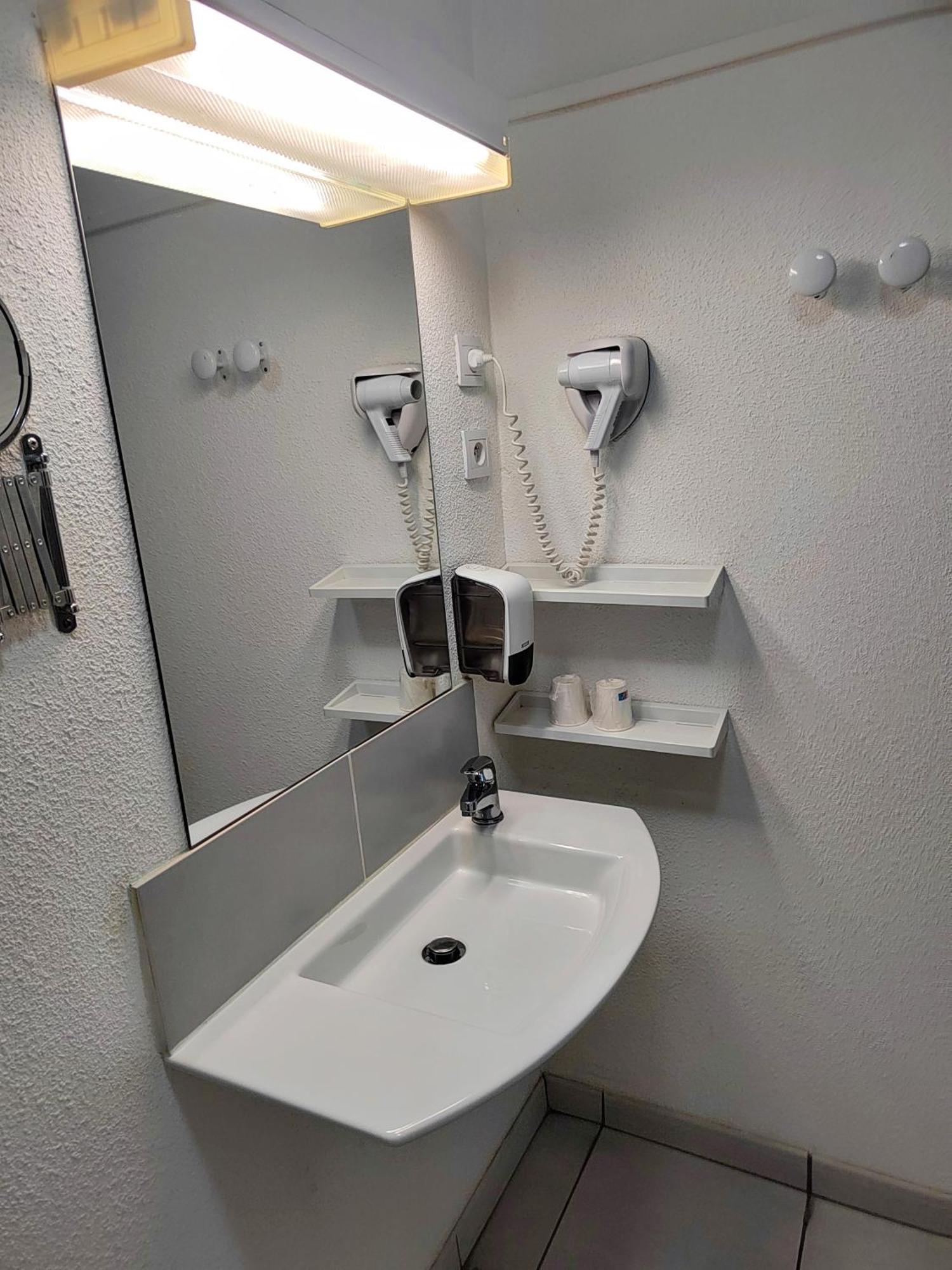 Hotel Le 15 Perigueux Coulounieix-Chamiers Экстерьер фото